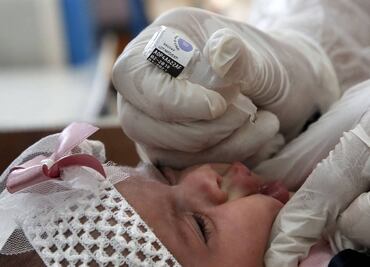 Pausas para vacunar en Gaza son bienvenidas "pero la mejor medicina sería la paz": OMS