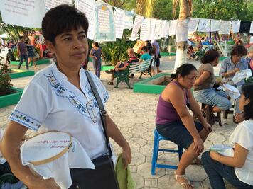 Maestros de Cancún protestan por muertos en Nochixtlan