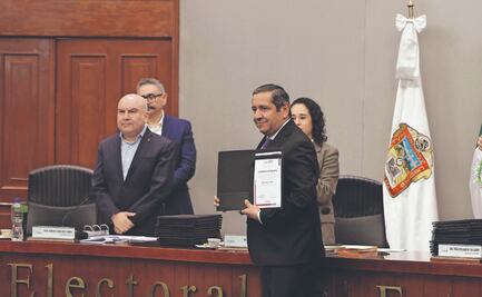 IEEM entrega constancias de mayoría