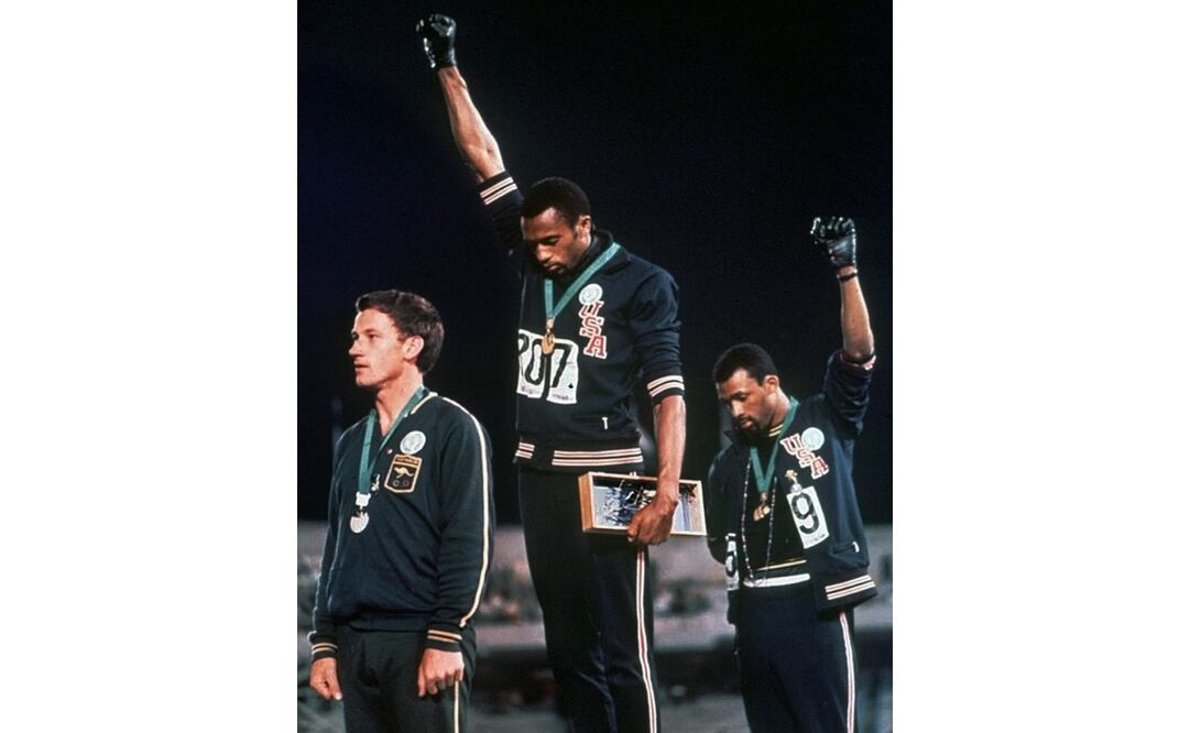 De izquierda a derecha: Peter Norman, de Australia, Tommie Smith y John Carlos, ambos de EU. Foto: AP Photo, archivo