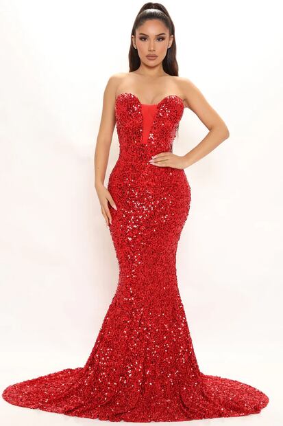 Vestido rojo de noche. Foto: FASHIONNOVA