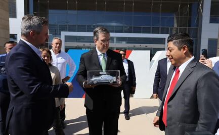 Ebrard visita planta de BMW en SLP; sigue la negociación por nueva inversión