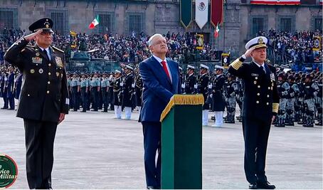 Inicia ceremonia por el 212 aniversario de la Independencia de México