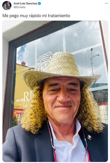Chelís presume nuevo look y recibe burlas en redes sociales