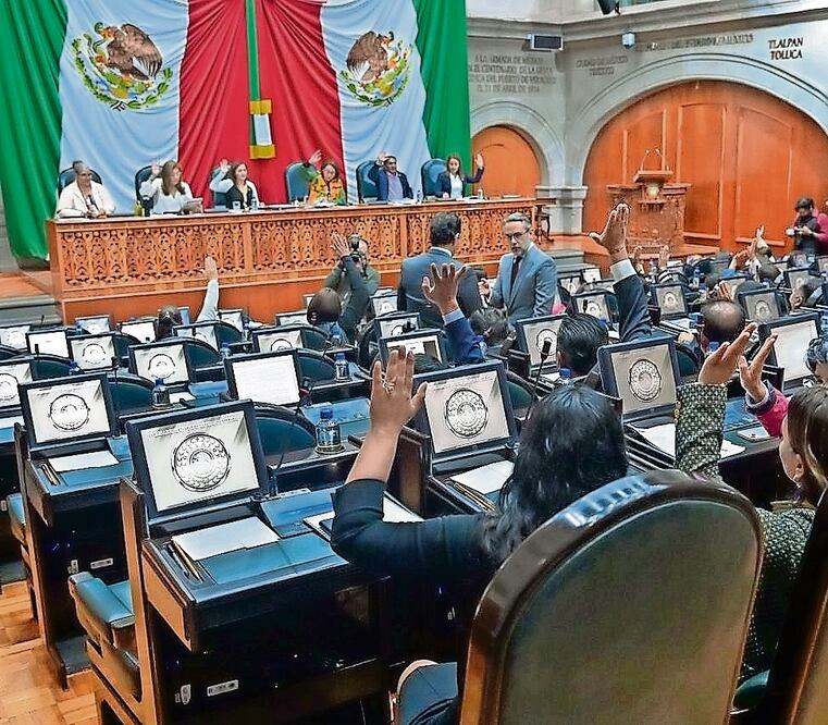 Morena, PT y PVEM lograron mayoría de curules locales. Foto: Archivo | El Universal