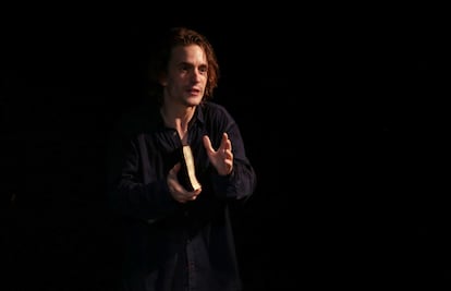 "De profundis", doloroso testimonio escrito por Oscar Wilde, cobra vida en el teatro como parte del Festival Cultura UNAM