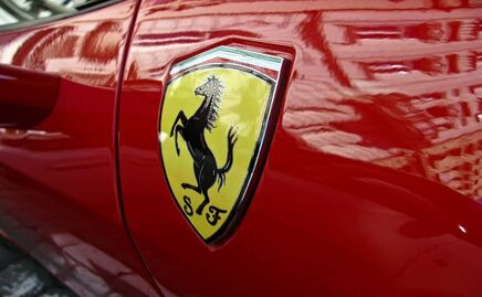 Ferrari se desploma 7% en bolsa; se estancaron las ventas