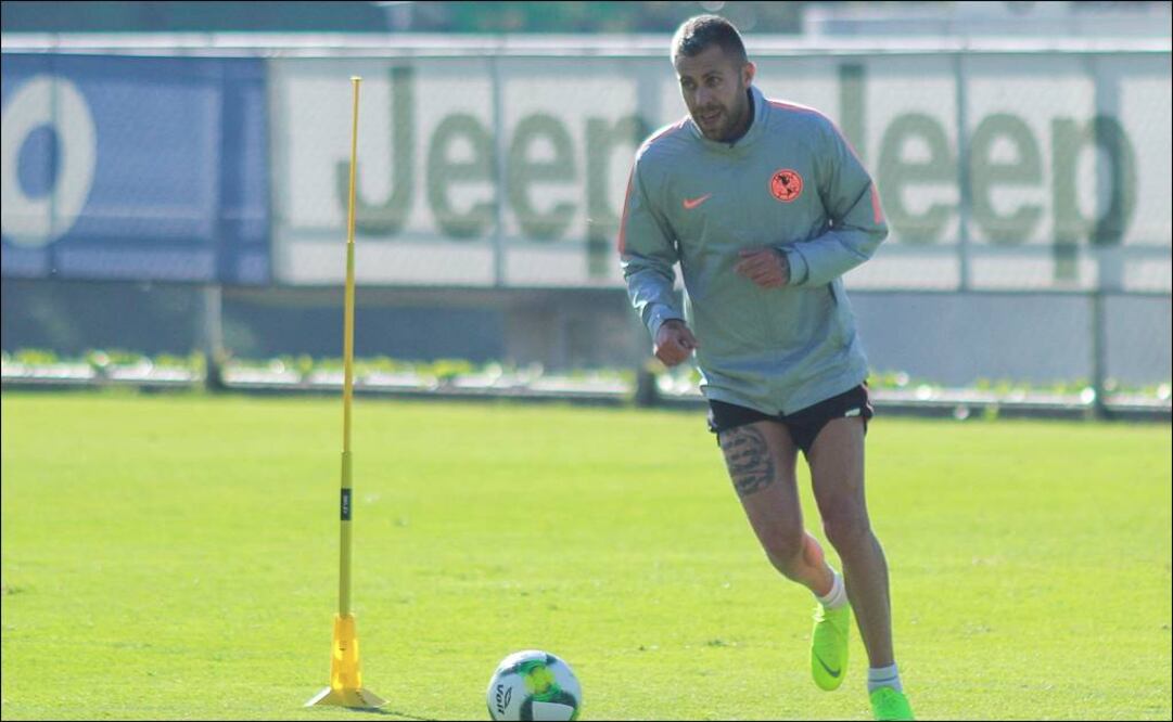 Jérémy Ménez dutrante un entrenamiento de las Águilas del América. FOTO/IMAGO7