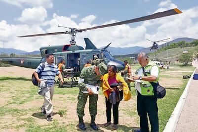 Golpea tromba a Tlaxiaco y afecta a escuelas