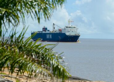El telescopio espacial James Webb llega a la Guayana Francesa, listo para despegar en diciembre