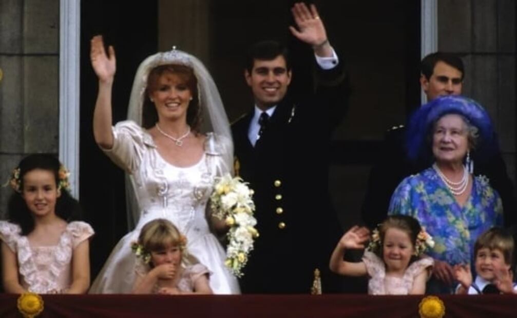 “La pelirroja está en problemas”: el día en que un papparazi rompió la regla de “no agresión” con la Casa Real británica