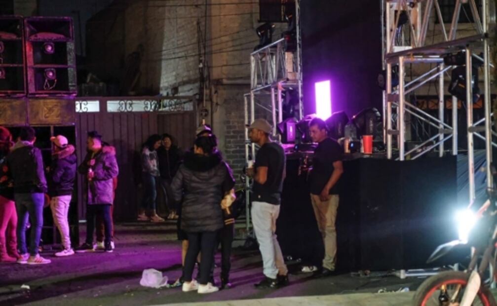 Desalojan a 500 jóvenes de fiestas, "chelerías" y baile sonidero en Ecatepec para evitar contagios de Covid-19 