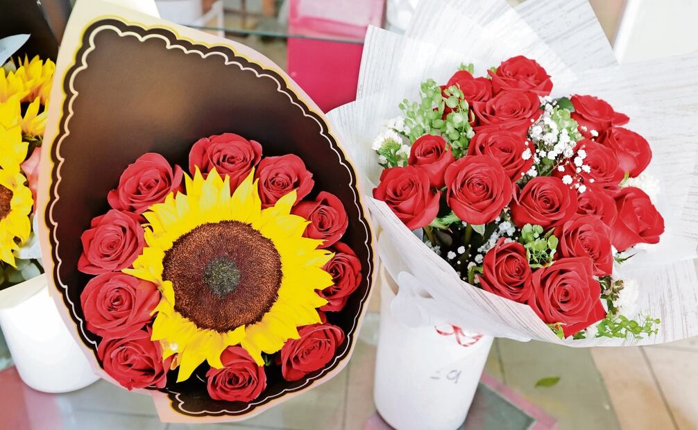 Productores del Estado de México esperan que haya un repunte de 35% a 40% en rosas, girasoles, gerberas y orquídeas. (10/02/2025) Foto: Jorge Alvarado | El Universal