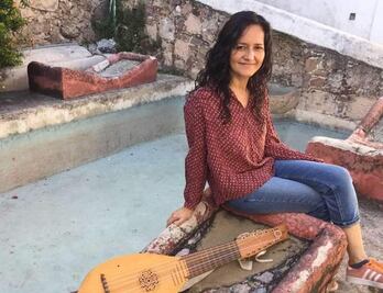 La escritora Marxitania Ortega acusa a Salgado Macedonio de acoso