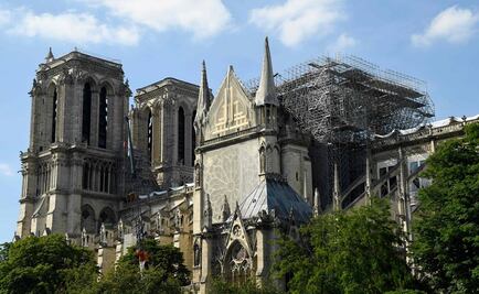 Catedral de Notre Dame de París alista su primera misa tras incendio