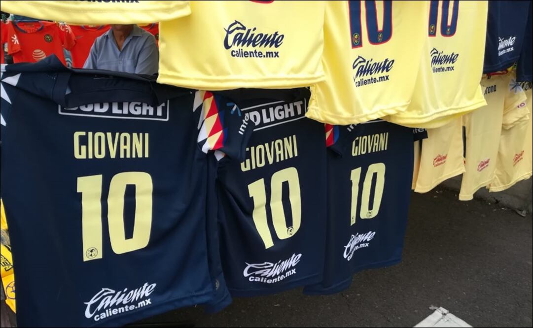 Playeras de Giovani dos Santos. Foto: Sebastián García