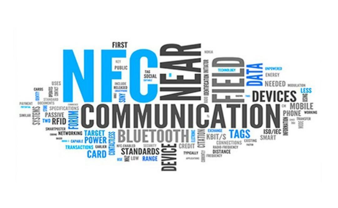 La NFC es una tecnología inalámbrica que utiliza ondas de radio y permite a dispositivos intercambiar cantidades de datos a una distancia muy corta