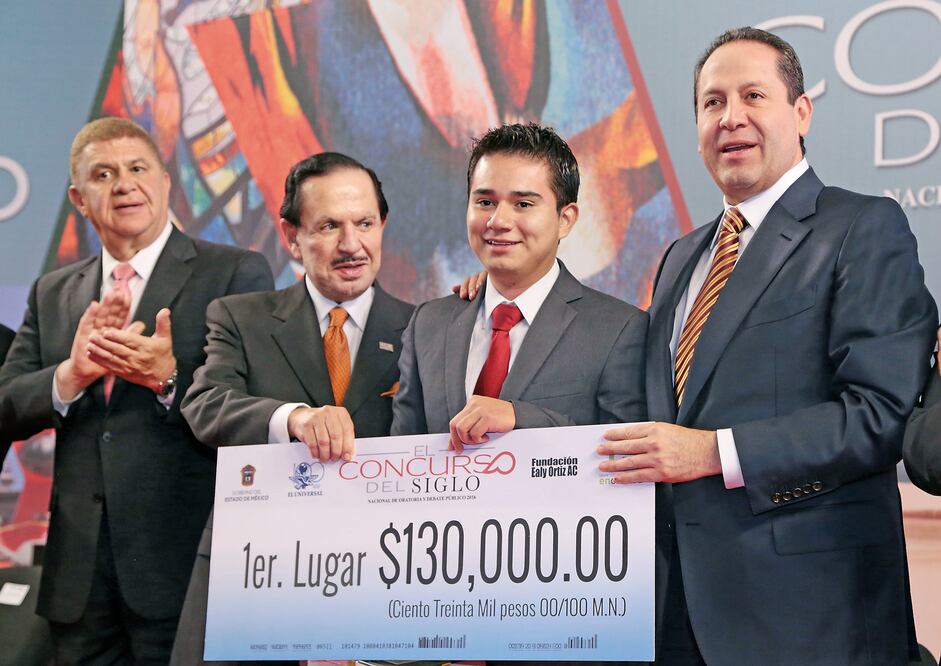 Durante la clausura del 7° Concurso Nacional de Oratoria y Debate Público 2016 de EL UNIVERSAL, el Presidente Ejecutivo y del Consejo de Administración de EL UNIVERSAL, Lic. Juan Francisco Ealy Ortiz (BERENICE FREGOSO. EL UNIVERSAL)