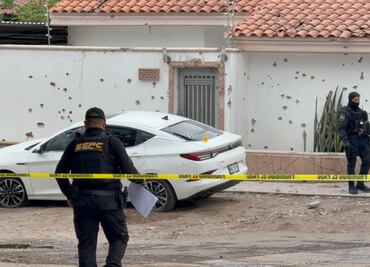 Culiacán: Balean vivienda y tumban el portón con un vehículo; suman 101 inmuebles atacados en 8 meses