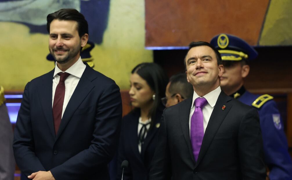 Noboa llegó a la Asamblea Nacional (Parlamento) para el acto de investidura con el que inaugurará su nuevo mandato, para el que fue reelegido hasta el año 2029 en las elecciones de segunda vuelta celebradas el pasado 13 de abril en las que se impuso a la candidata correísta Luisa González. Foto: EFE