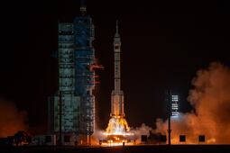 China envía astronautas al espacio; es un paso clave en su plan para mandar humanos a la Luna