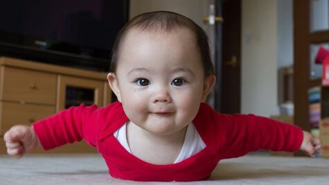 ¿Por qué el millonario plan de Japón para que las parejas tengan más hijos no es la solución?