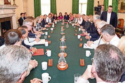 Yo los metí en este lío y yo los voy a sacar: May