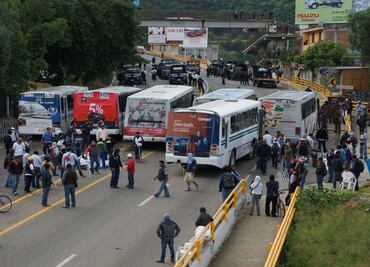 Sección 22 del SNTE intenta boicotear fiestas de la Guelaguetza