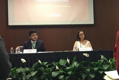 Austeridad alcanzó a 113 mil trabajadores del gobierno federal: SFP