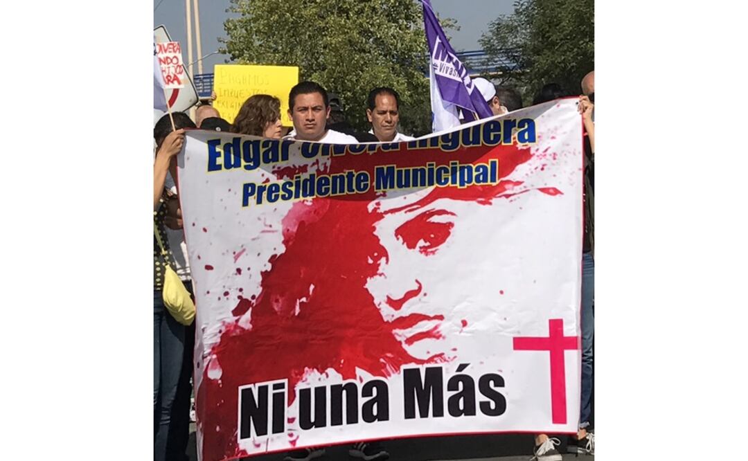 Los vecinos protestaron en la glorieta de Lomas Verdes. (Foto: Rebeca Jiménez/El Universal)