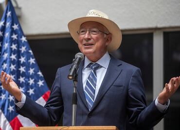 NYT señala que Joe Biden "teme" cercanía entre AMLO y Ken Salazar