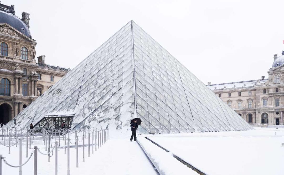 Météo-France ha emitido una alerta naranja para 32 departamentos, incluida la región parisina, donde se esperan hasta 7 centímetros de nieve. Foto: EFE