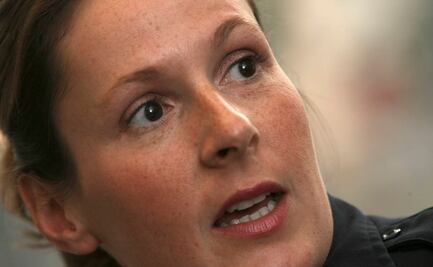 Detienen a policía que disparó "por error" a Daunte Wright en Minnesota