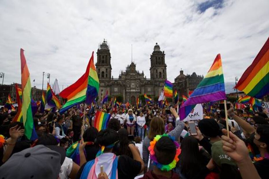 Así se vio la Marcha por el Orgullo LGBT+ en la CDMX, en fotos y videos