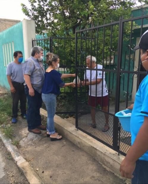 COVID-19: Mexican butcher donates meat to support his community in Yucatán