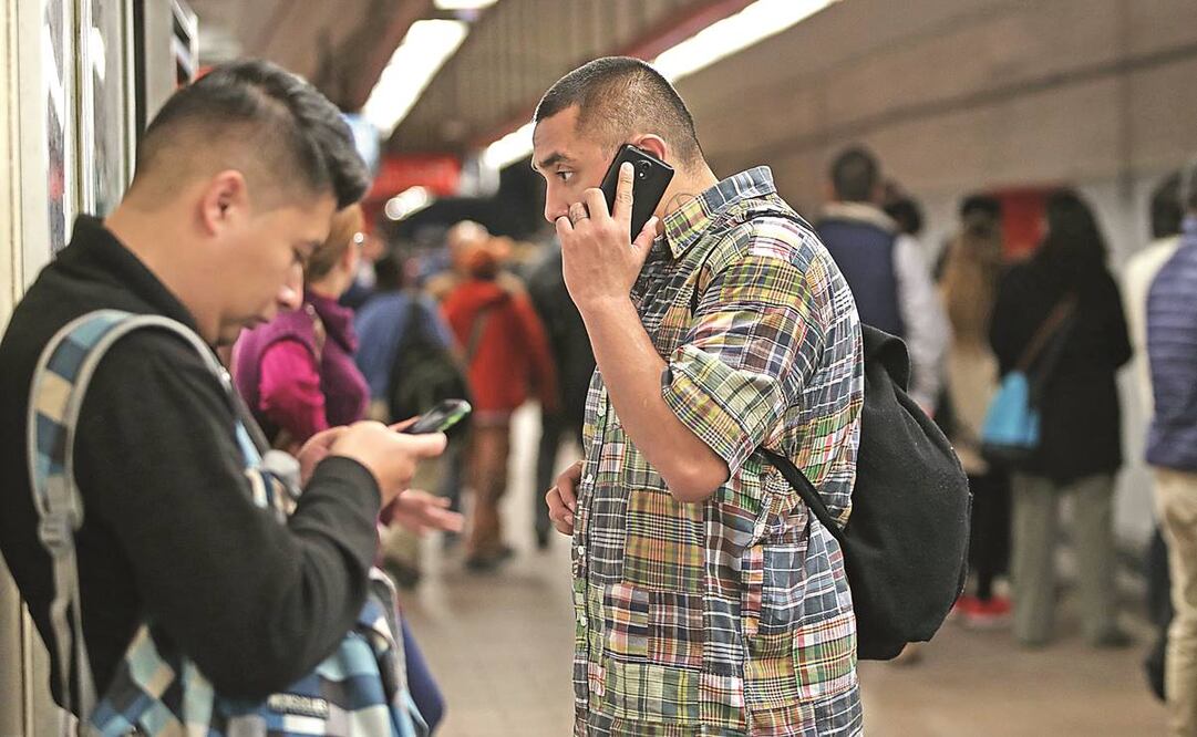 En el segmento de prepago, América Móvil obtuvo un millón de suscriptores, de los cuales México aportó 402 mil adiciones. Foto: Archivo/ EL UNIVERSAL