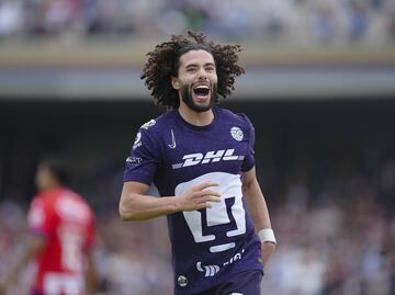 Chino Huerta se va de Pumas; reportan que ya fichó con el Anderlecht de Bélgica