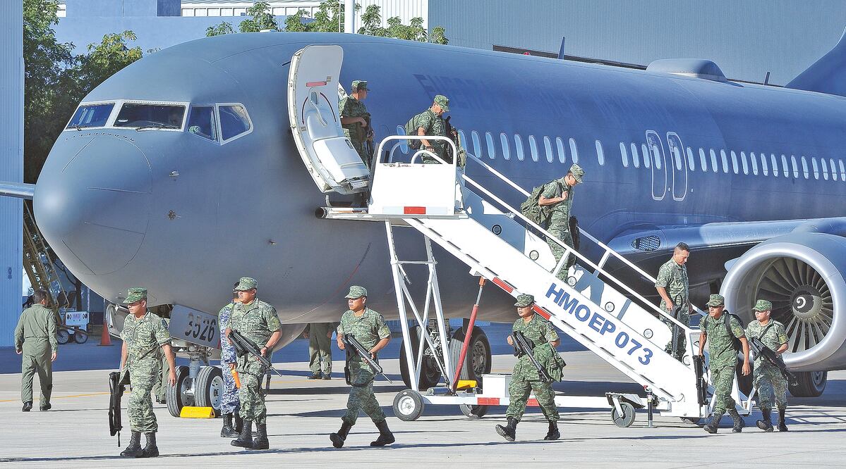 Los militares arribaron en aviones al aeropuerto de Ciudad Obregón y la Base Aérea Hermosillo. (CORTESÍA POLICÍA ESTATAL DE SEGURIDAD PÚBLICA)