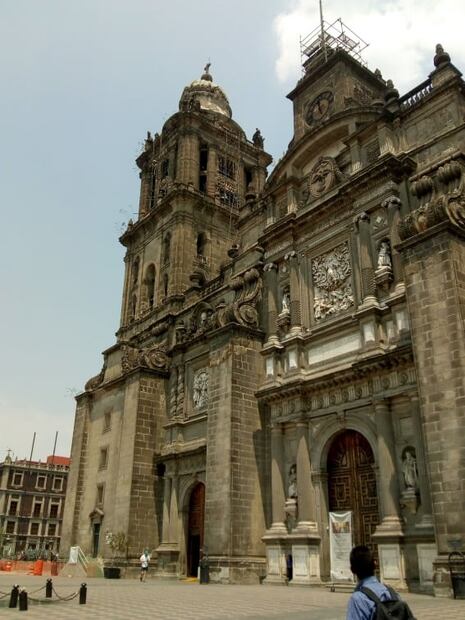 La huérfana que se suicidó en el atrio de la Catedral