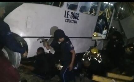 Mueren ocho en accidente de autobús en Guanajuato