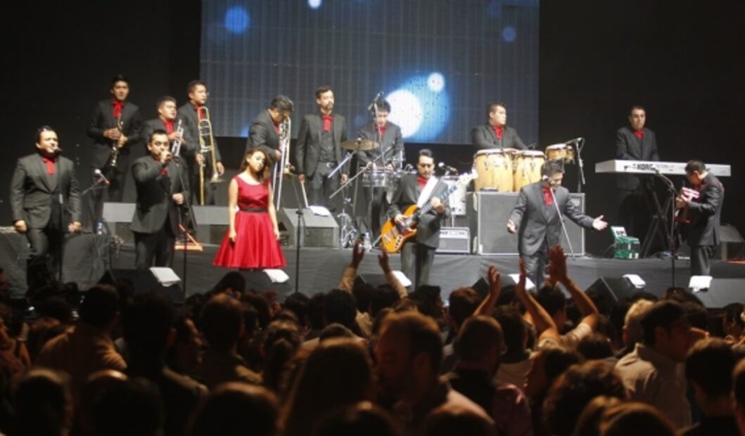 Cuando los Ángeles Azules tocaban en fiestas de XV años