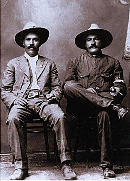 Imagen del general Candelario Cervantes, izq, y de su asistente José Bencomo, ambos murieron a manos de los soldados estadounidenses en mayo de 1916. Cortesía Mario A. Trillo.