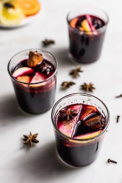 Prepara mulled wine para tus posadas
