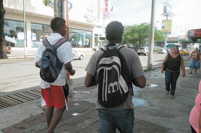 Anuncian contratación de migrantes en 4 alcaldías de Tabasco