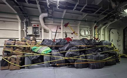 Marina asegura embarcación con mil 700 kilos de presunta cocaína en la costa de Chiapas