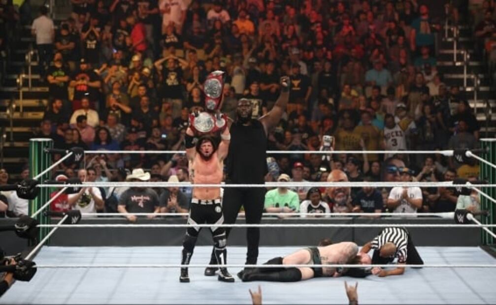 John Cena reaparece en WWE Money In The Bank; va por el Campeonato Universal de Roman Reigns