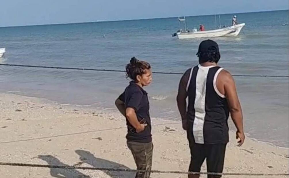 Ayer fue hallado en Yucatán el cuerpo de un pescador flotando en altamar (25/03/2025). Foto: Especial