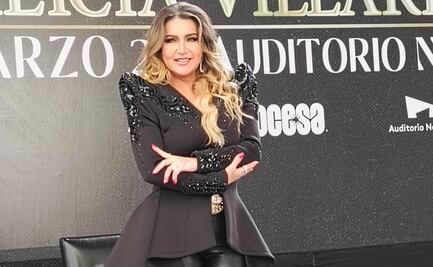 Alicia Villarreal cautiva a sus fans en el Auditorio Nacional; resalta el empoderamiento femenino en sus canciones