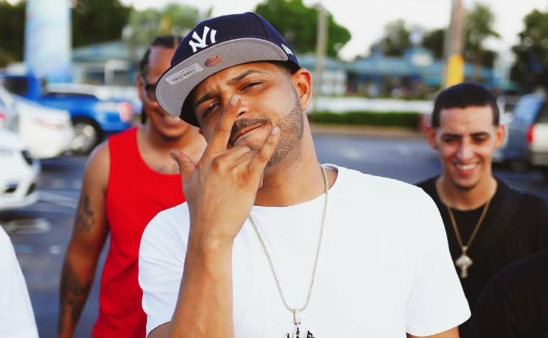 Un documento de vuelo divulgado por periodistas en redes sociales da cuenta de la muerte de Flow La Movie, su esposa y dos menores de edad. Flow La Movie. Foto: Instagram 