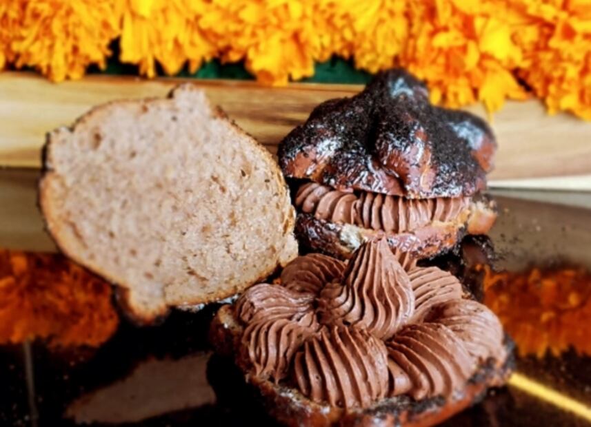 Hacks culinarios para hacer un pan de muerto perfecto